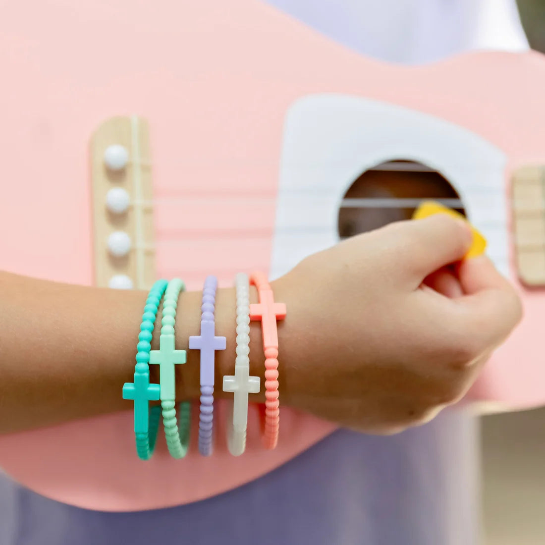 "NEW" VIRAL Cross Silicone Bracelets "PAINTED DESERT" 25 PACK "Share the Love of Jesus"